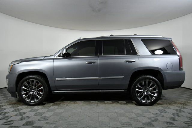 Used 2020 Cadillac Escalade Platinum AWD/4WD image 17