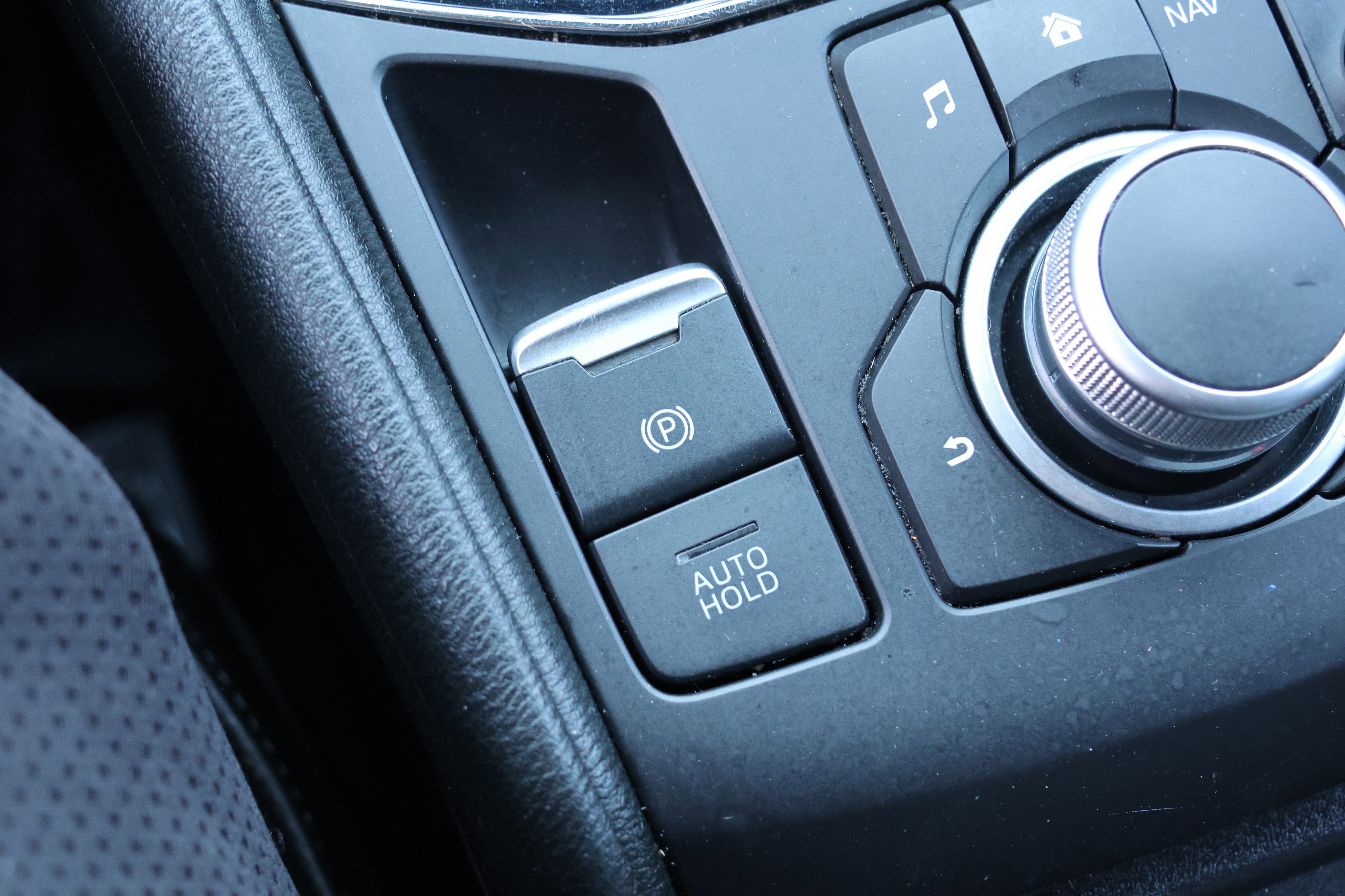 Used 2020 MAZDA CX-5 Touring image 28