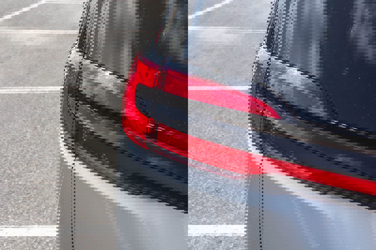 Used 2023 Chrysler Pacifica Limited image 8