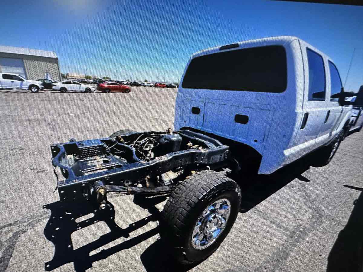 Used 2012 Ford F250 XLT w/ XLT Premium Pkg AWD/4WD image 3