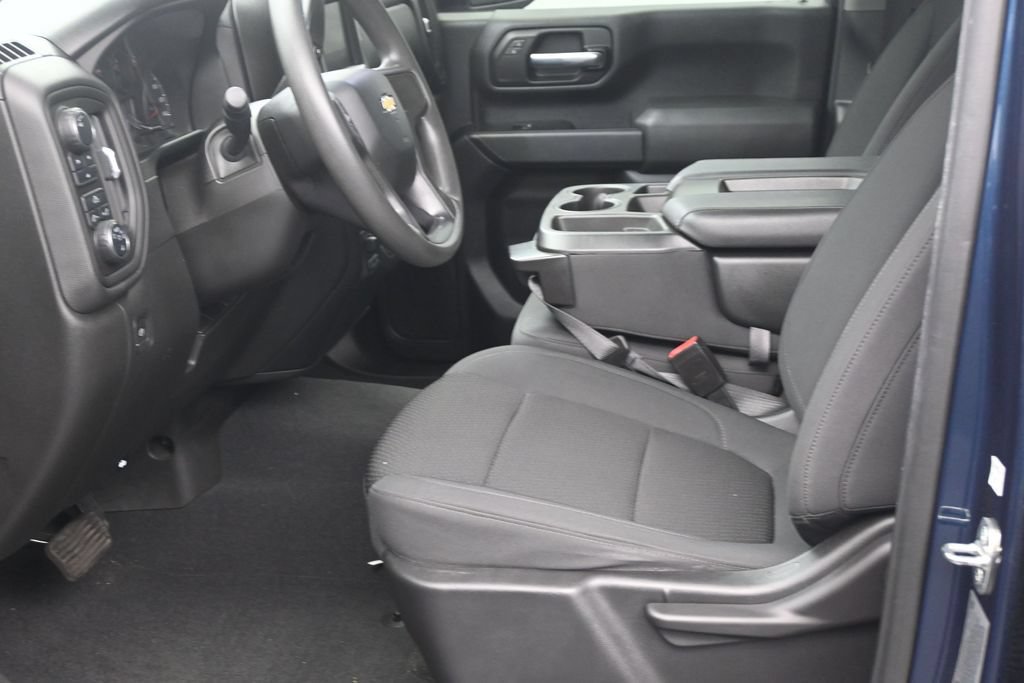 Used 2021 Chevrolet Silverado 2500 Custom w/ Custom Value Package AWD/4WD image 10