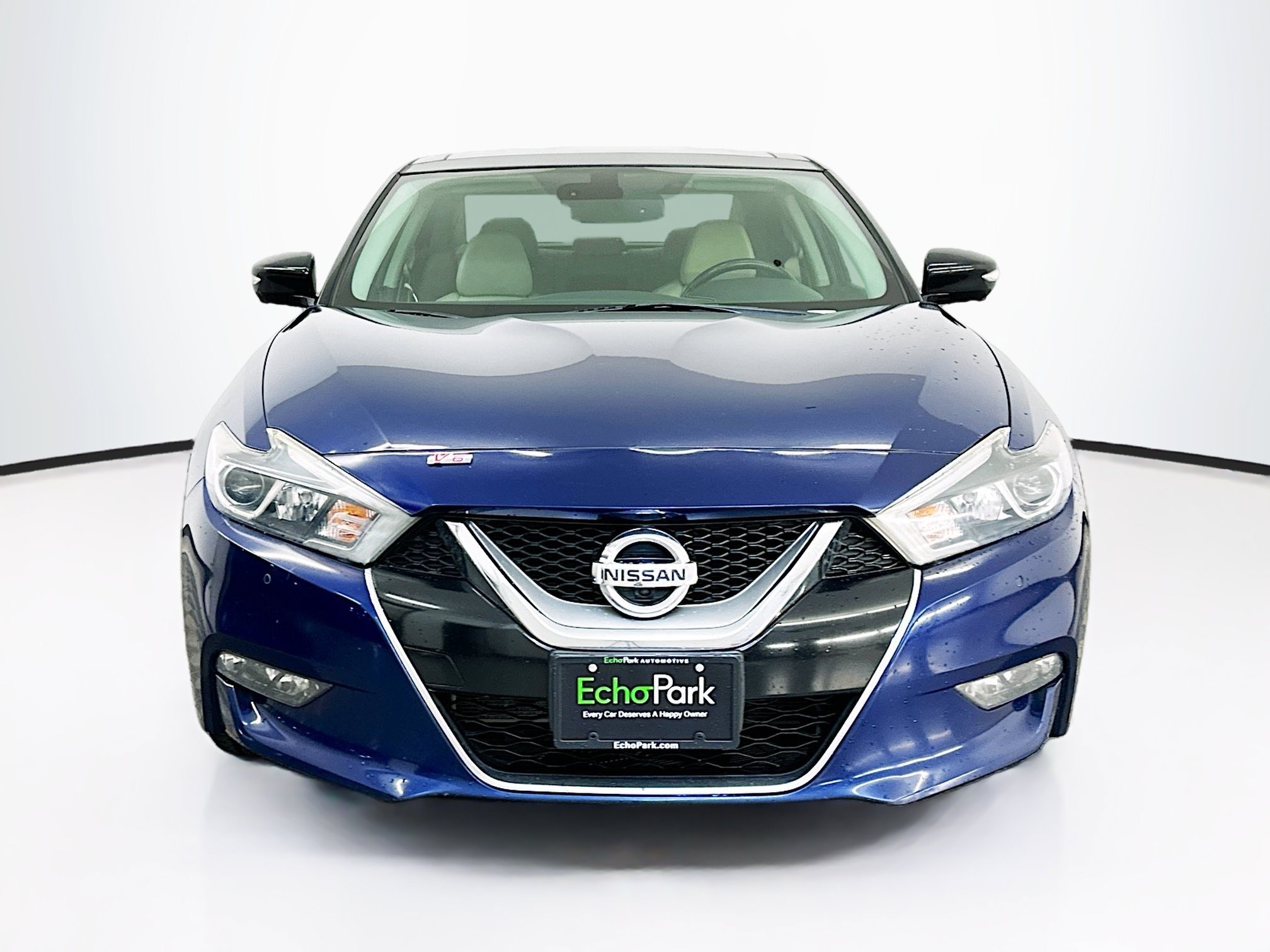 Used 2017 Nissan Maxima Platinum FWD image 2