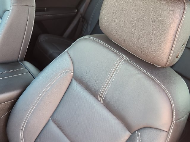 Used 2024 Chevrolet Blazer LT FWD image 24