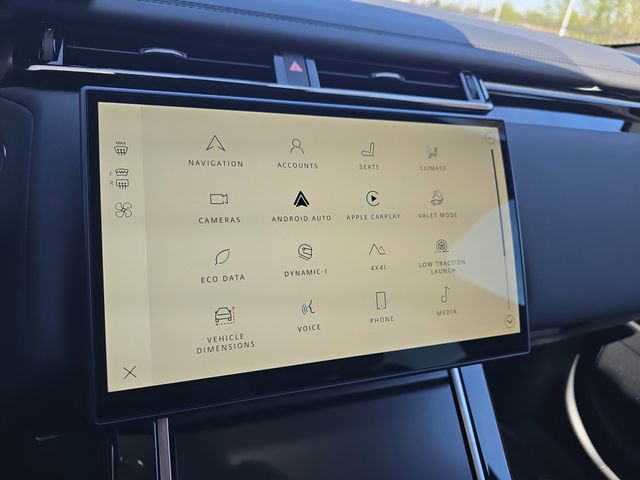 New 2026 Land Rover Range Rover Velar Dynamic SE AWD/4WD image 16