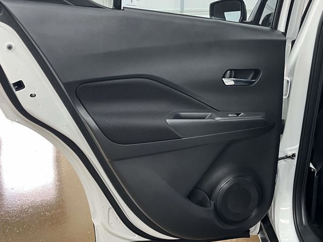 Used 2024 Nissan Kicks SV image 18