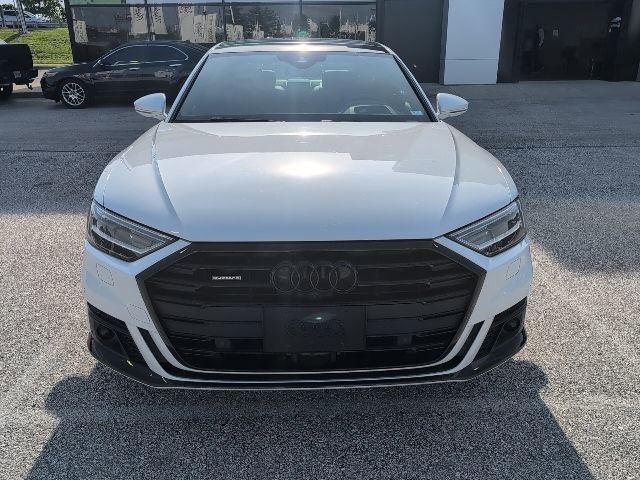 Used 2021 Audi A8 L 3.0T w/ Executive Plus Package AWD/4WD image 3