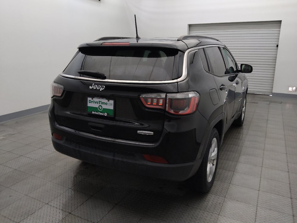 Used 2018 Jeep Compass Latitude FWD image 7