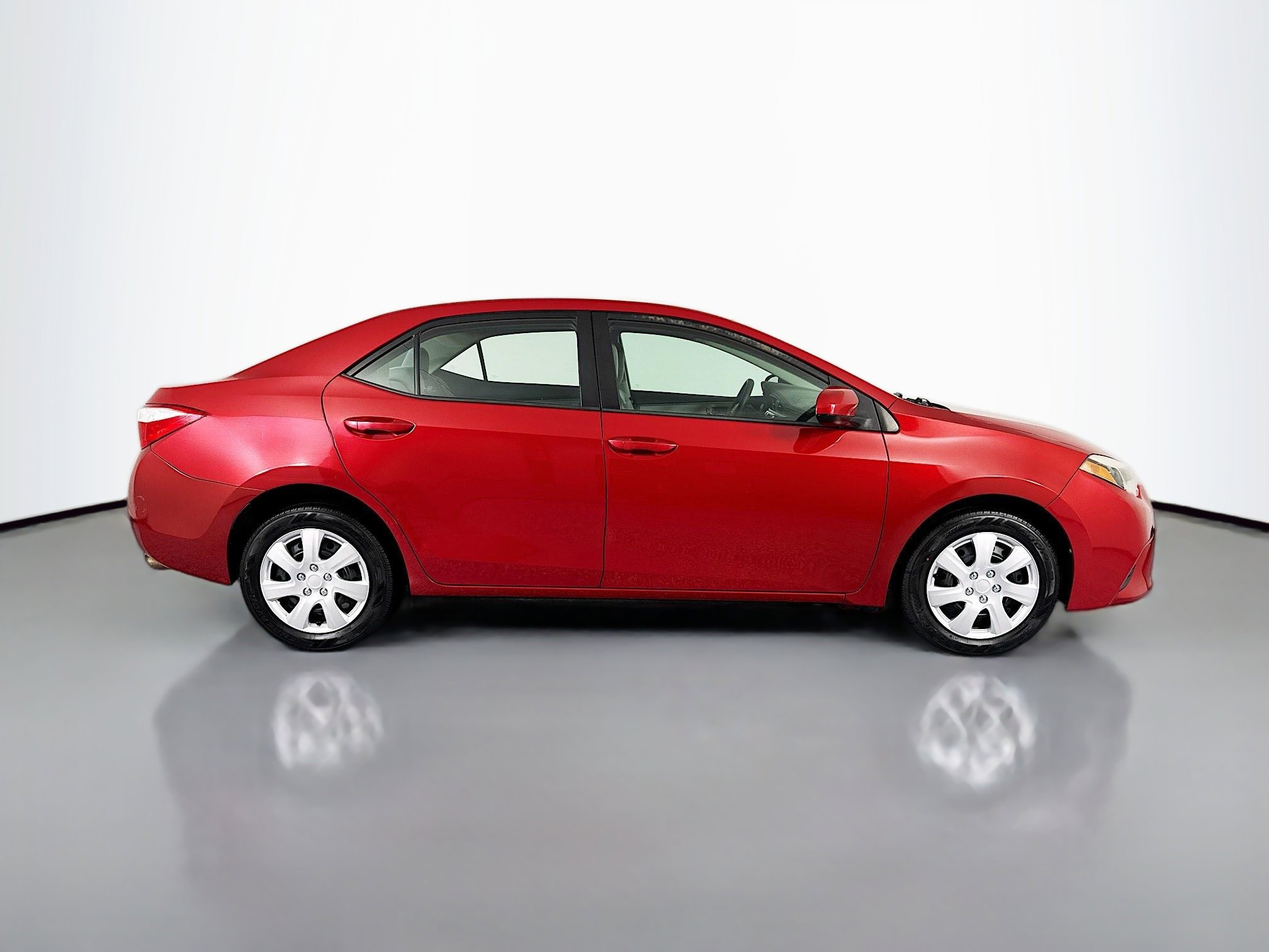 Used 2014 Toyota Corolla L image 4