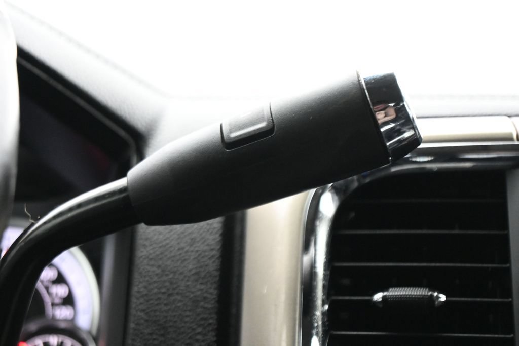 Used 2013 RAM 3500 Laramie AWD/4WD image 23