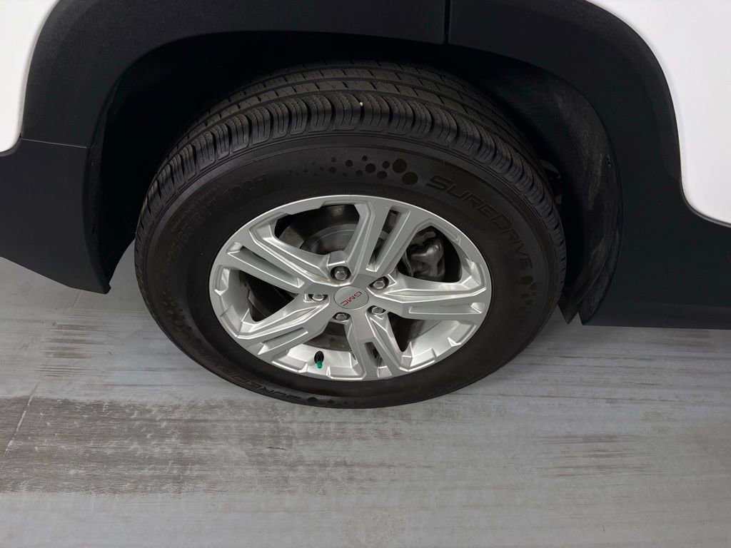 Used 2024 GMC Terrain SLE FWD image 11