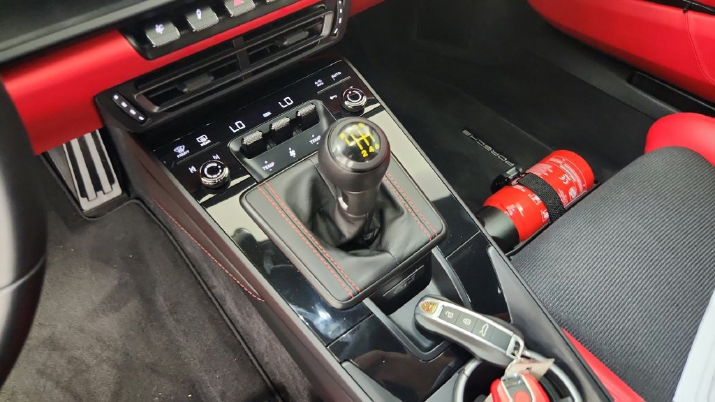 Used 2022 Porsche 911 GT3 RWD image 40