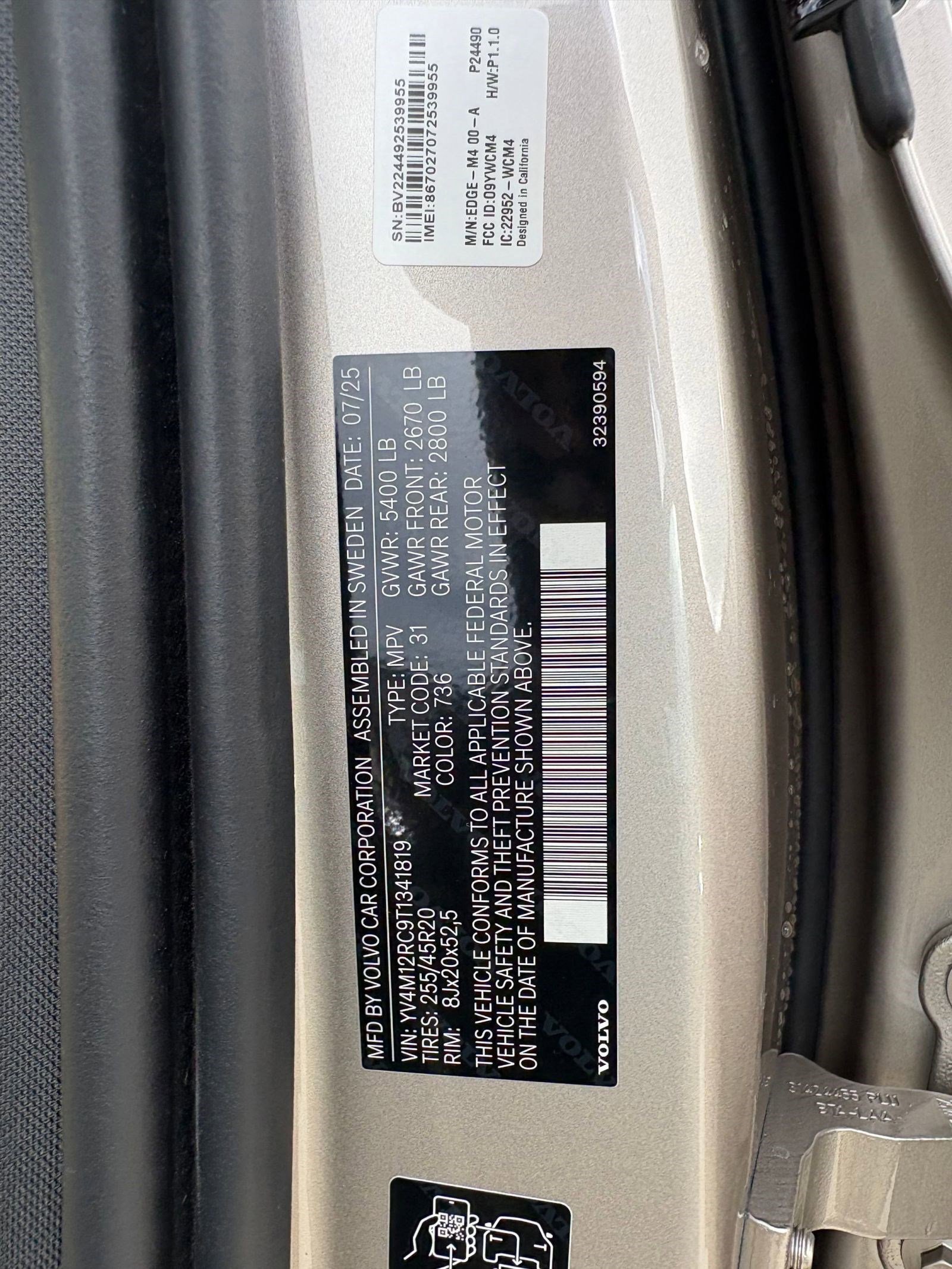 New 2026 Volvo XC60 B5 Plus w/ Climate Package image 20