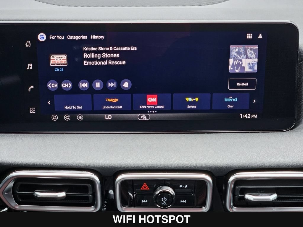 New 2026 Nissan Sentra SR w/ Floor Mat Package FWD image 19