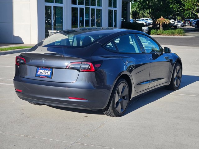 Used 2023 Tesla Model 3 Standard Range image 5