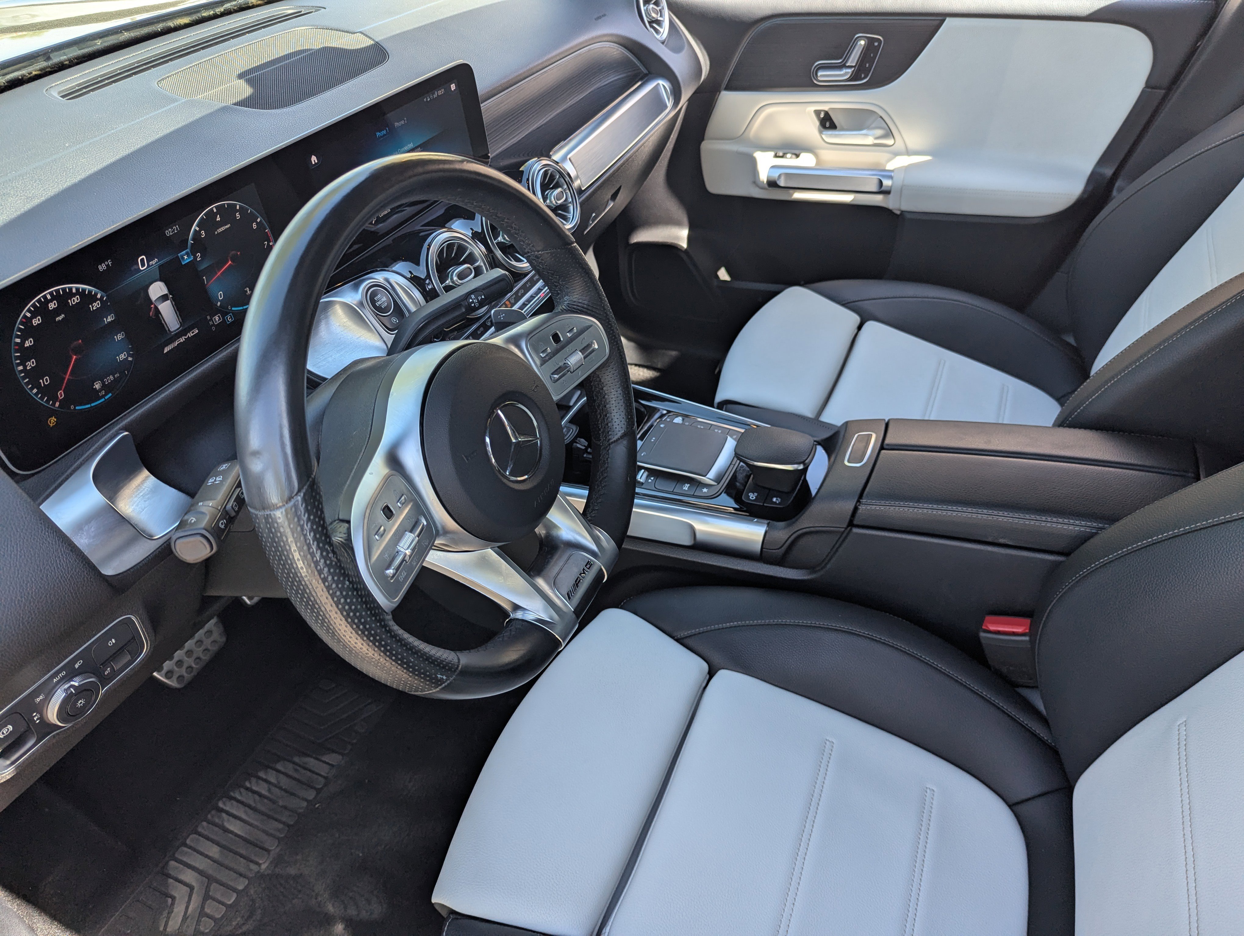 Used 2021 Mercedes-Benz GLB 35 AMG AMG GLB 35 image 20