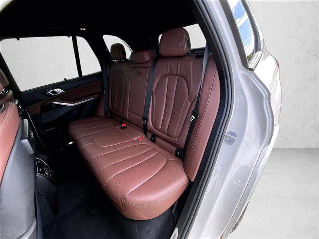 Used 2021 BMW X5 M50i w/ Executive Package image 28