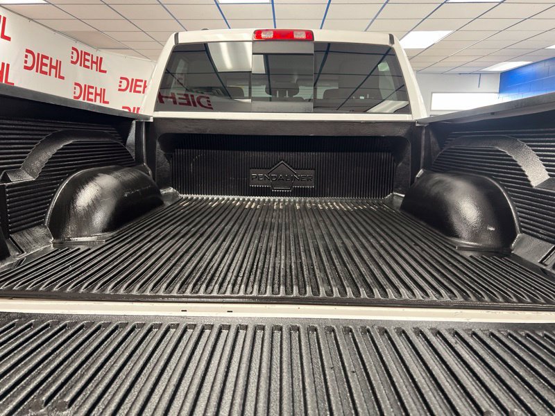 Used 2018 RAM 1500 Classic SLT AWD/4WD image 6