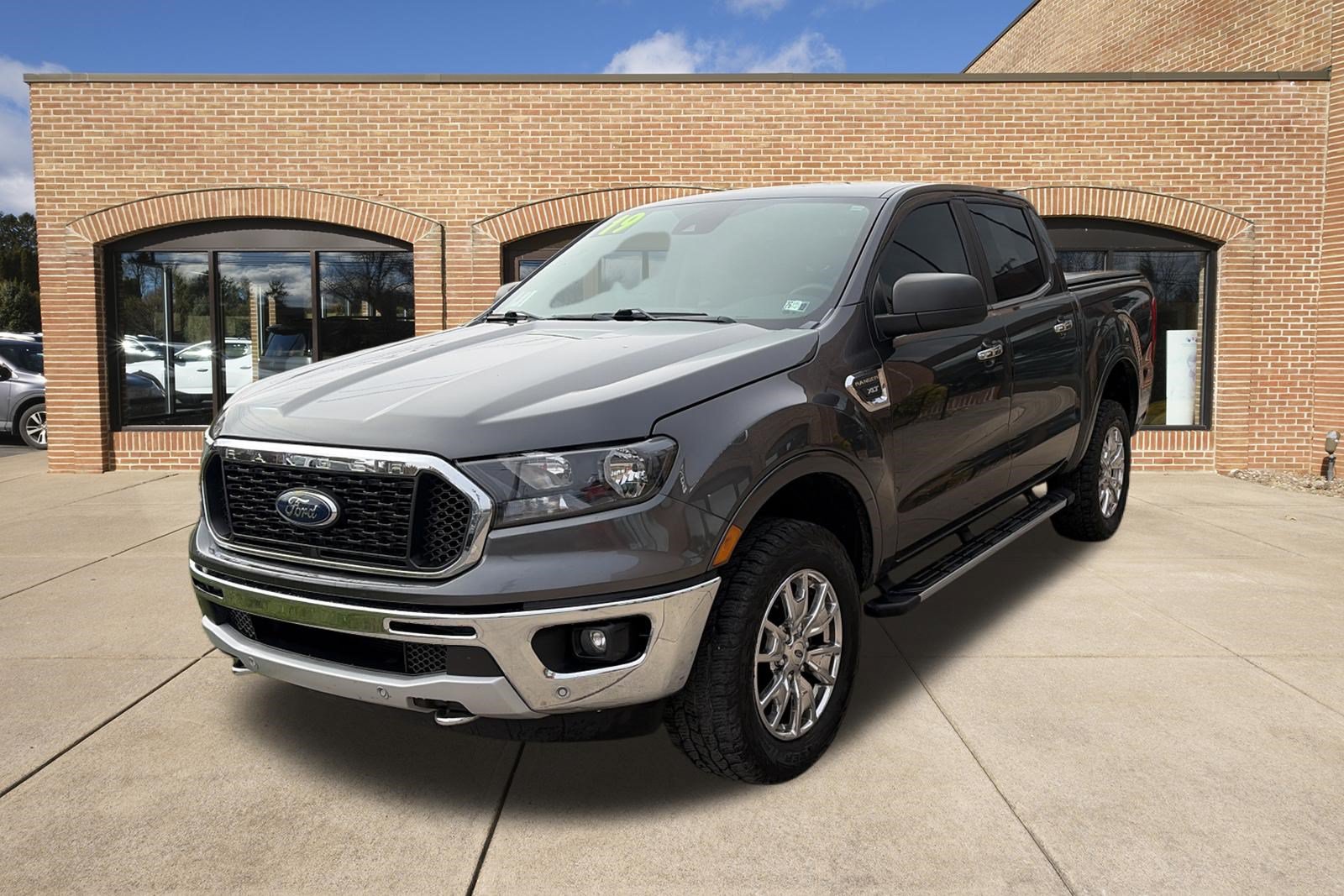 Used 2019 Ford Ranger XLT w/ Equipment Group 302A Luxury AWD/4WD image 8