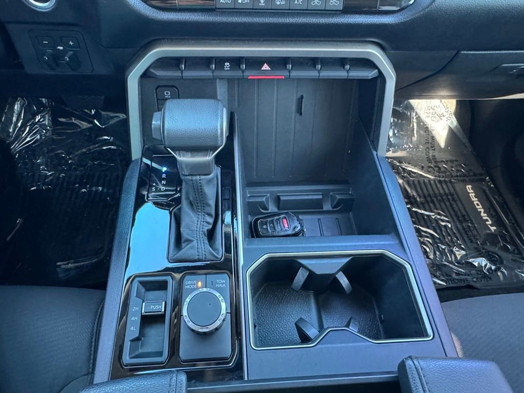 Used 2022 Toyota Tundra SR5 w/ SR5 Convenience Package image 29