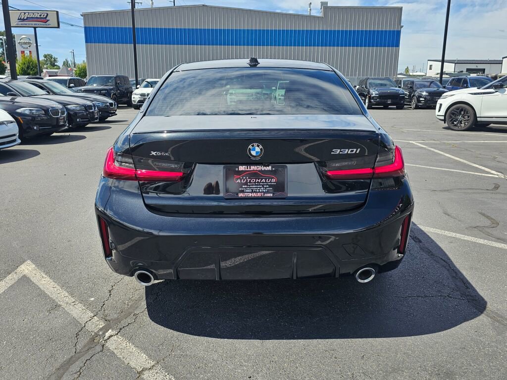 Used 2025 BMW 330i xDrive Sedan w/ M Sport Package image 6