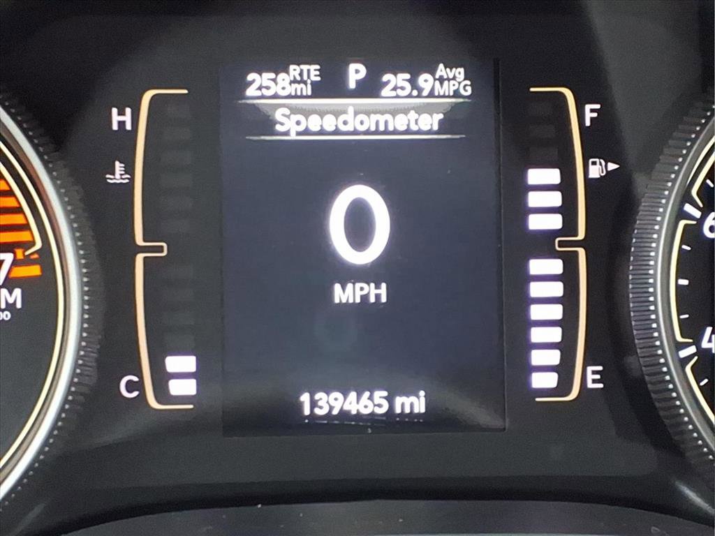 Used 2020 Jeep Cherokee Latitude Plus image 30