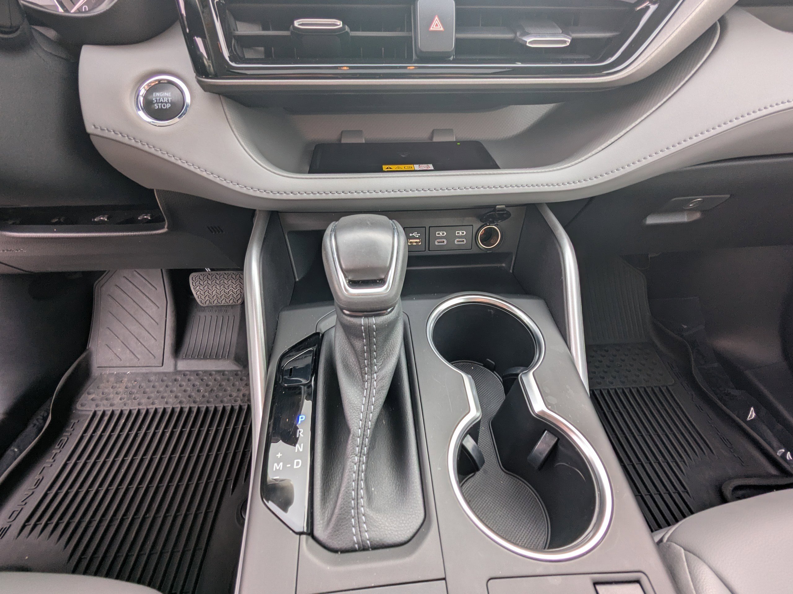 Used 2023 Toyota Highlander XLE image 26