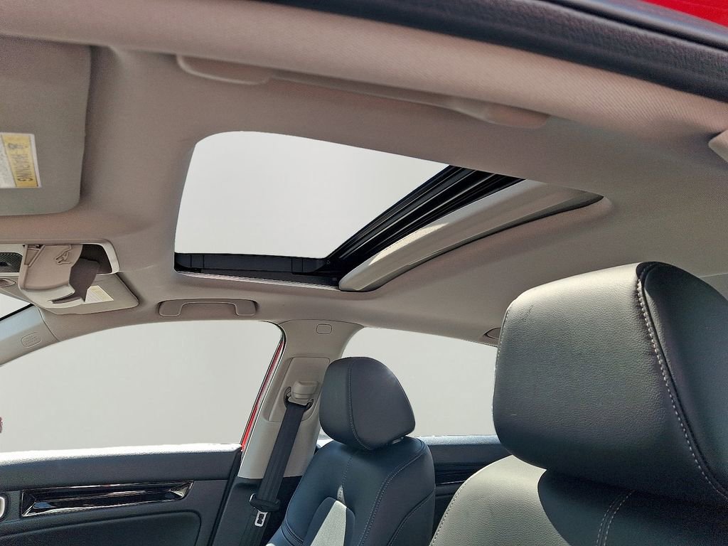 Used 2023 Honda Civic Touring image 15