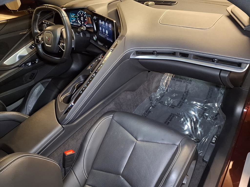 Used 2023 Chevrolet Corvette Stingray Coupe w/ Z51 Performance Package image 17