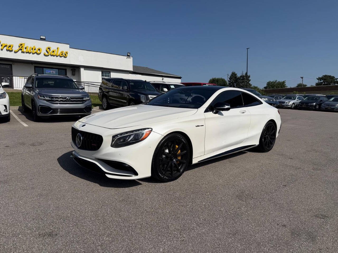 Used 2015 Mercedes-Benz S 63 AMG 4MATIC Coupe w/ Driver Assistance Package image 4