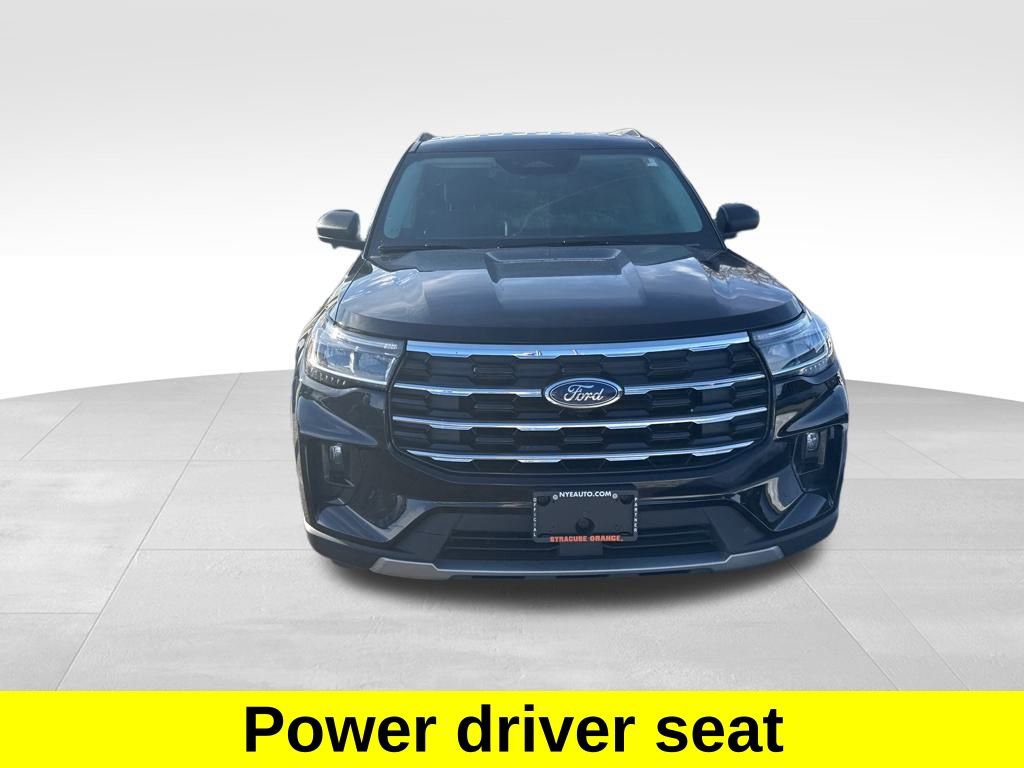 Used 2025 Ford Explorer Active w/ Active Comfort Package image 10