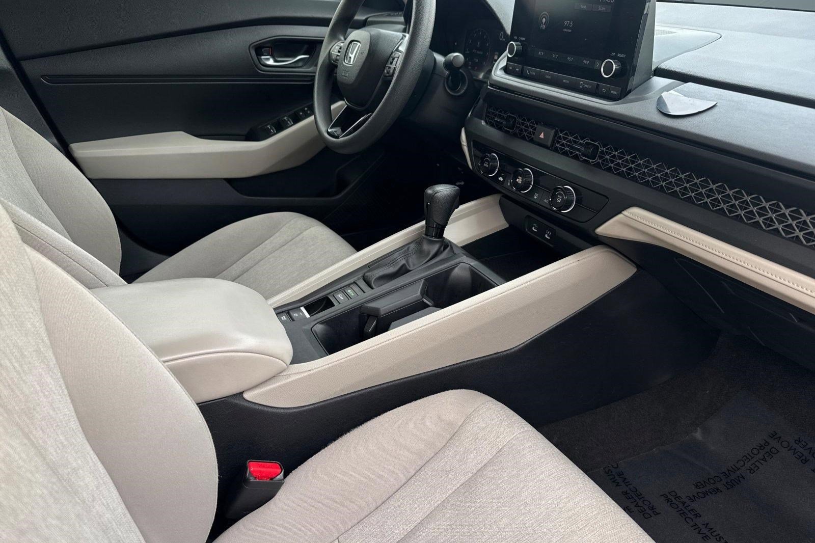 Used 2023 Honda Accord LX image 30