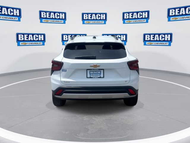 Used 2025 Chevrolet Trax LT w/ LT Convenience Package FWD image 7