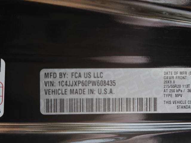 Used 2023 Jeep Wrangler Unlimited Sahara AWD/4WD image 30