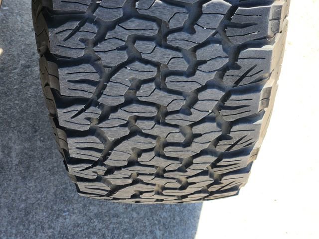 Used 2022 Jeep Wrangler Unlimited Rubicon w/ Cold Weather Group image 21