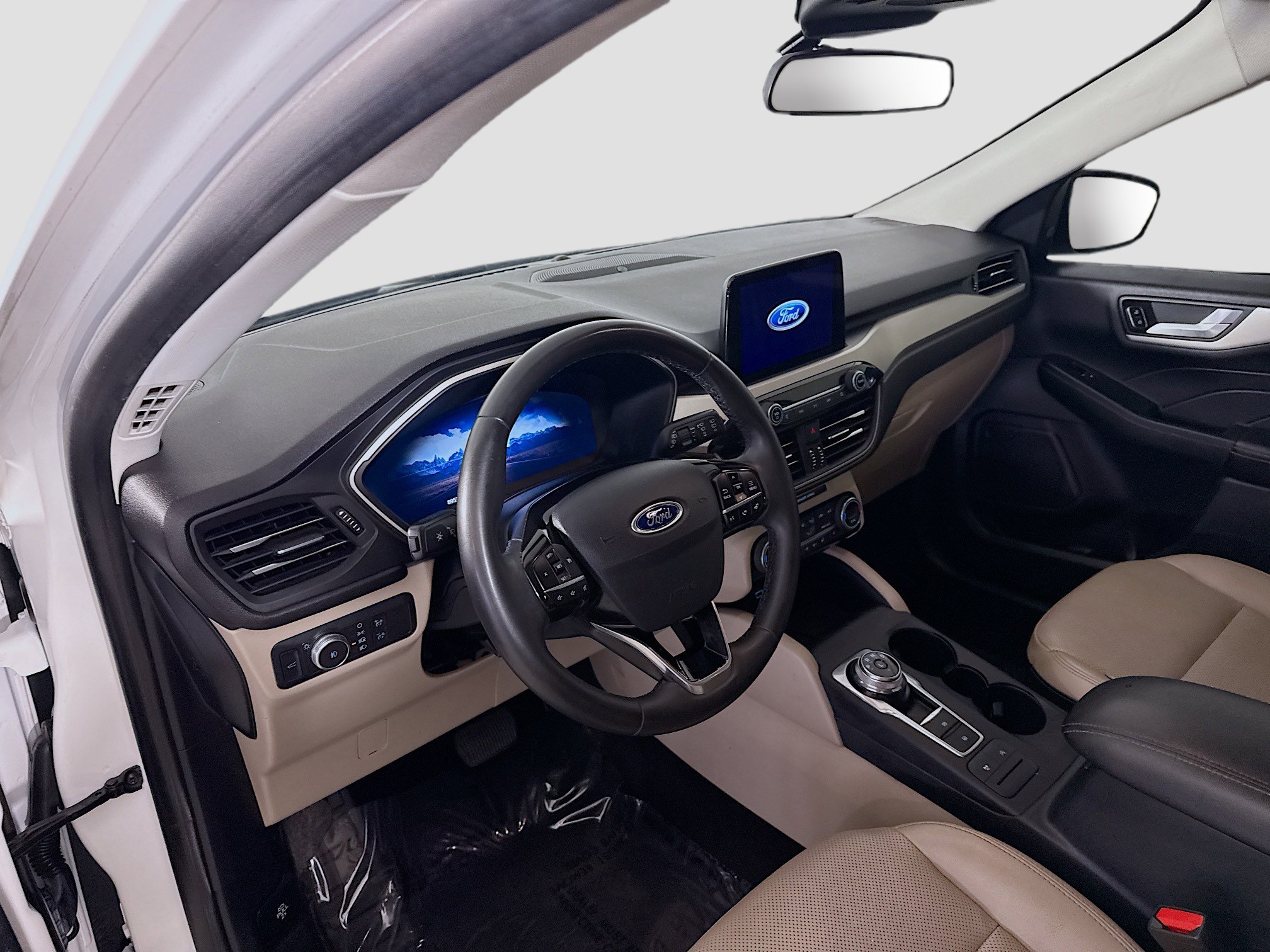 Used 2021 Ford Escape SEL w/ Technology Package FWD image 23