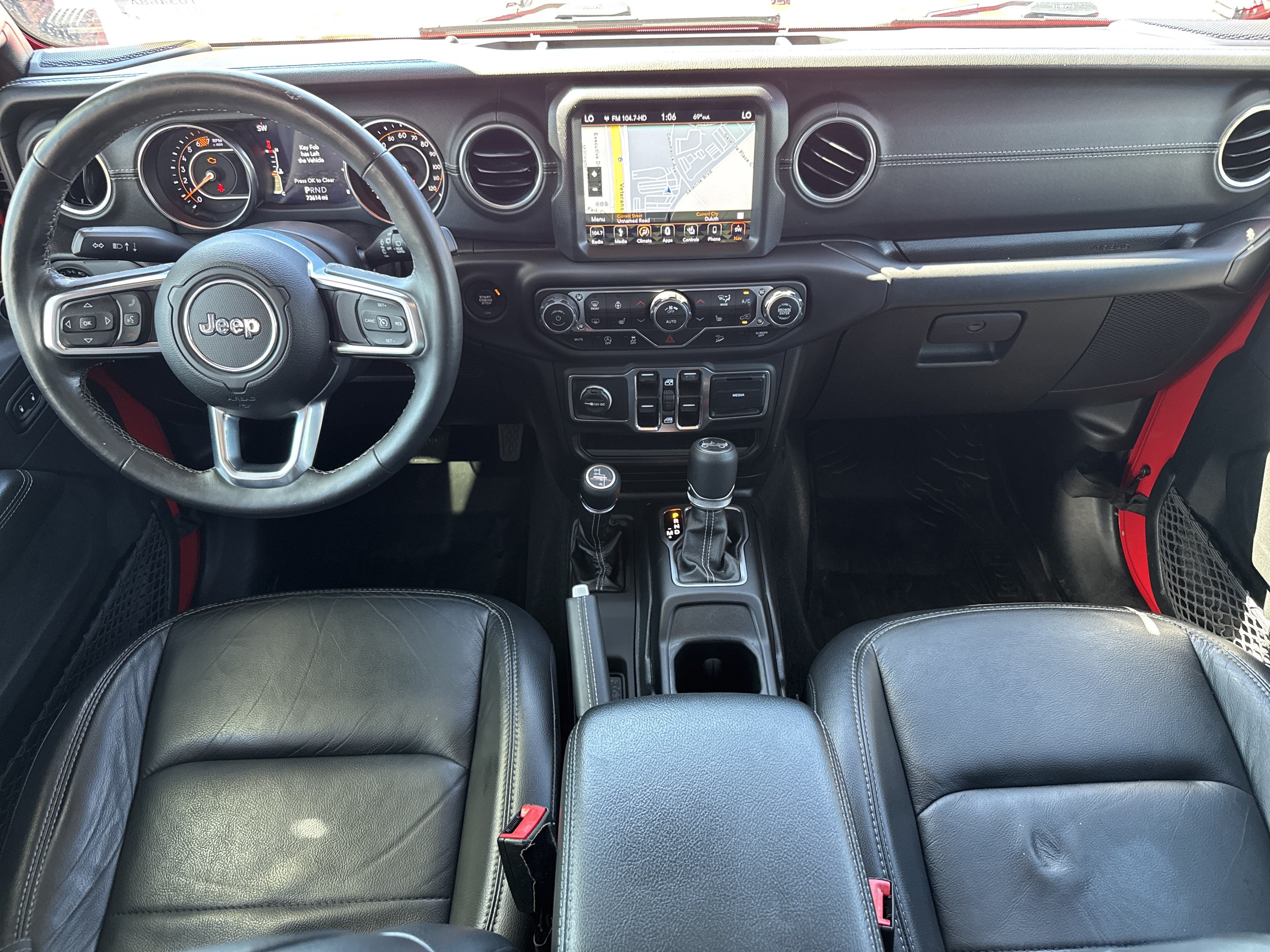 Used 2018 Jeep Wrangler Unlimited Sahara AWD/4WD image 27