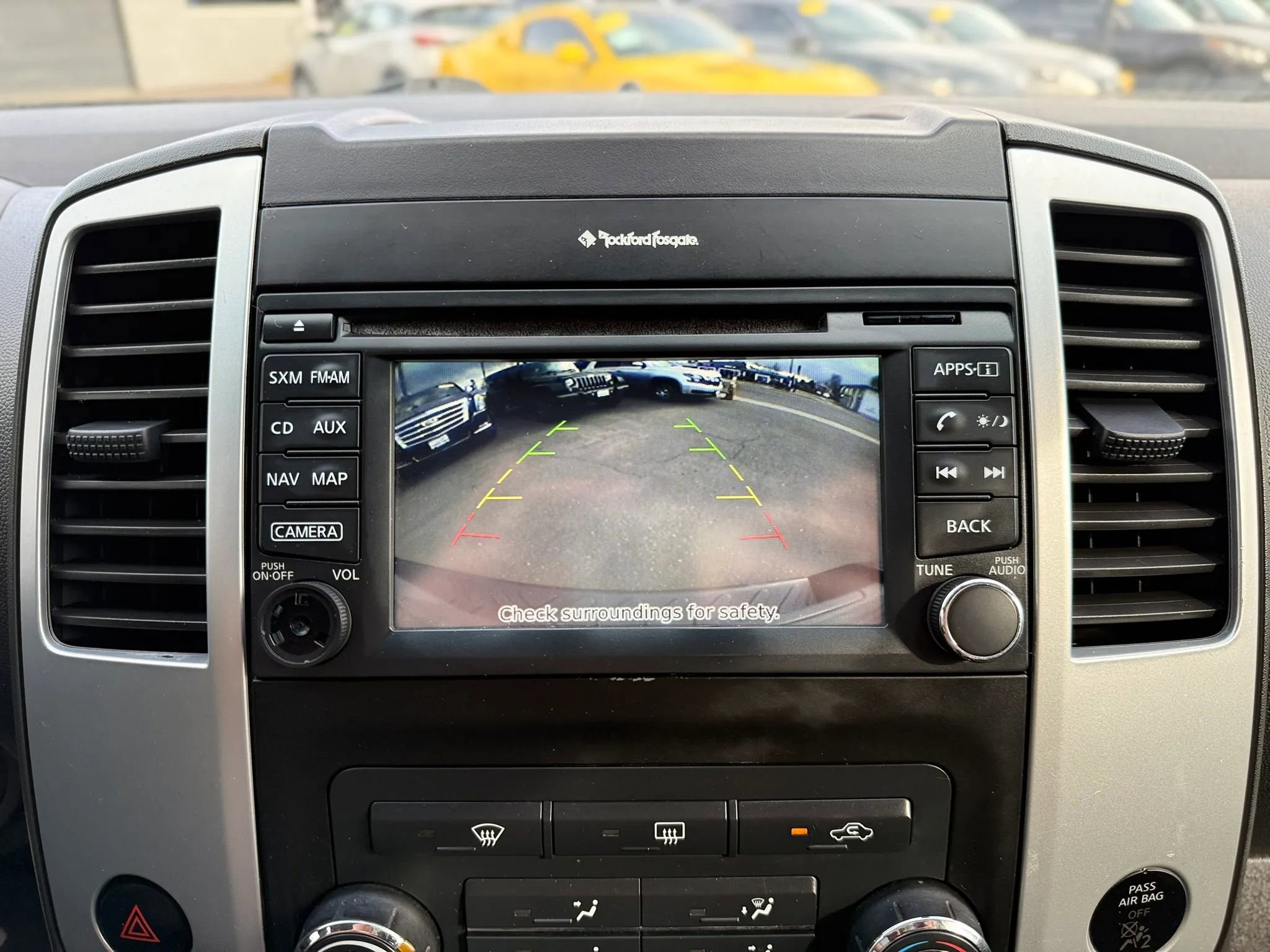 Used 2014 Nissan Xterra PRO-4X w/ Nevada Tow Package AWD/4WD image 32