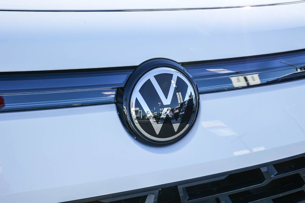 New 2026 Volkswagen Tiguan SE image 15