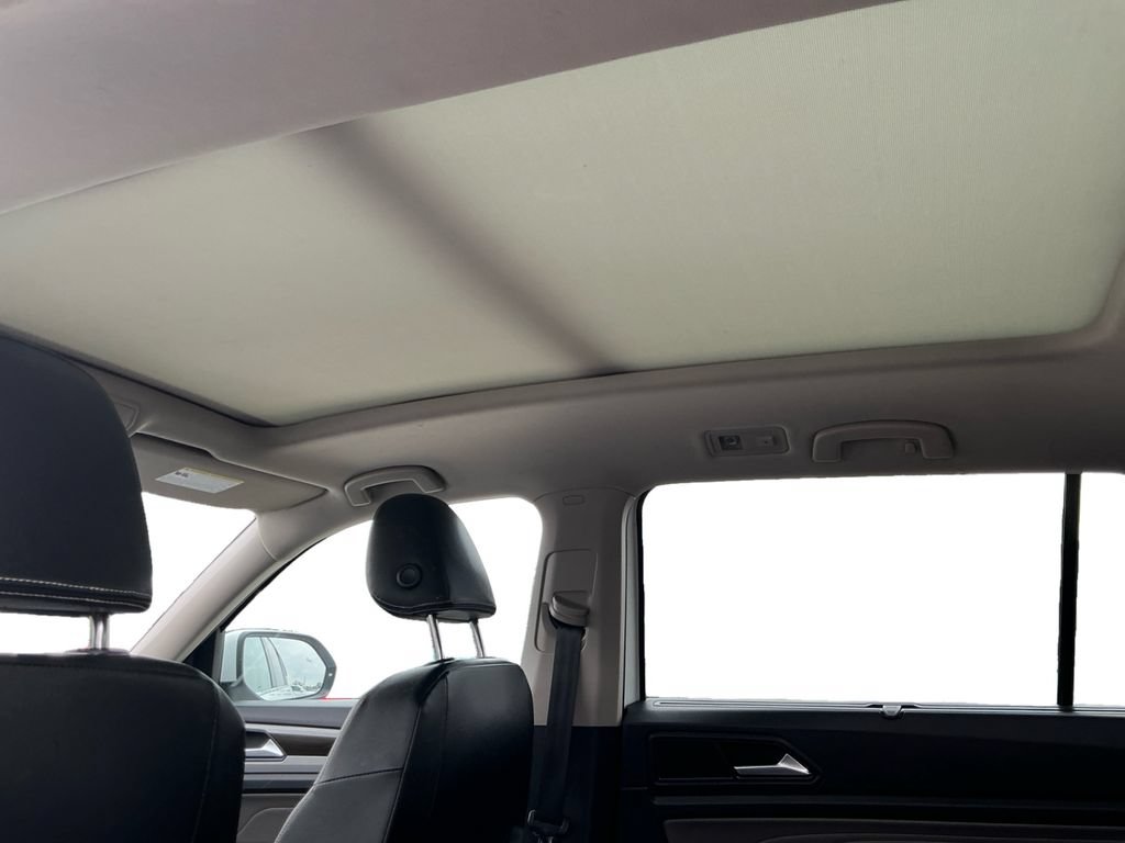 Used 2023 Volkswagen Atlas SE w/ Panoramic Sunroof Package AWD/4WD image 22