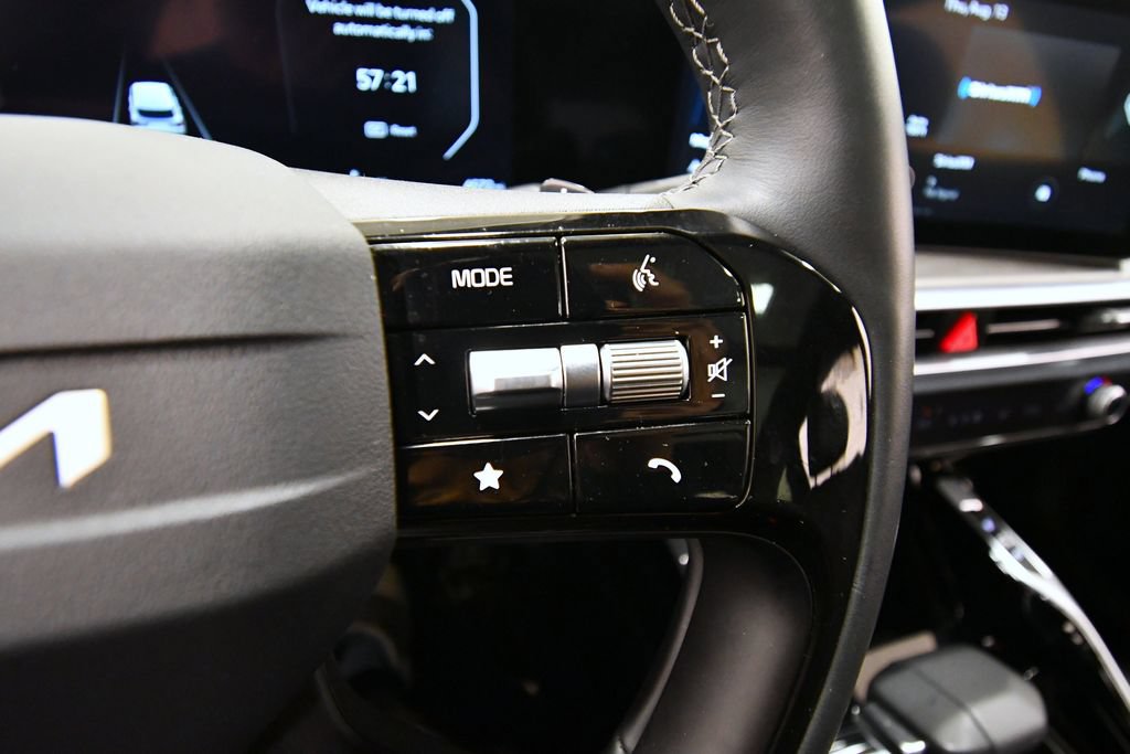 Certified 2026 Kia Sorento SX Prestige AWD/4WD image 23