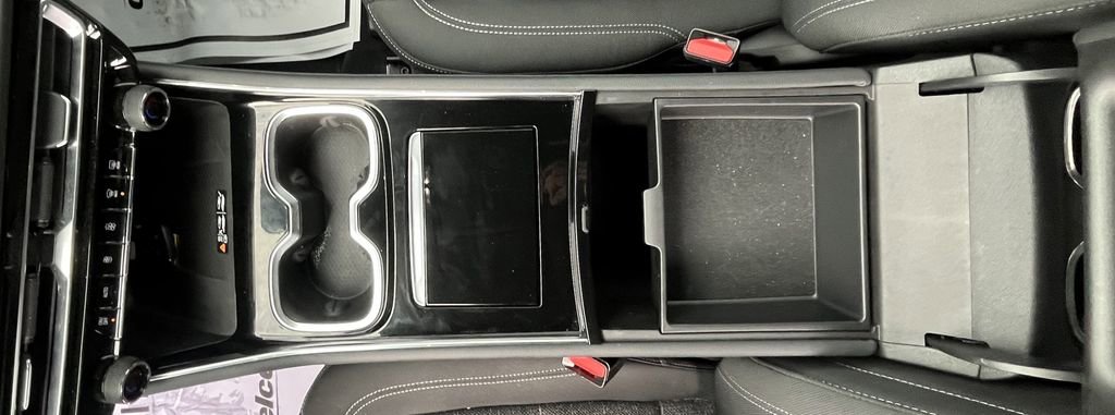 Used 2024 Chevrolet Traverse LT w/ Enhanced Driving Package image 15