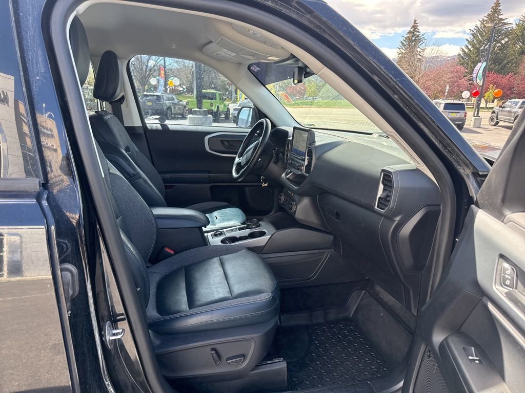 Used 2021 Ford Bronco Sport Outer Banks w/ Outer Banks Package (96D) image 15