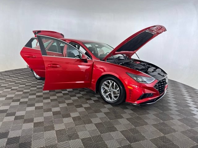 Used 2021 Hyundai Sonata SEL w/ Preferred Accessory Package FWD image 12