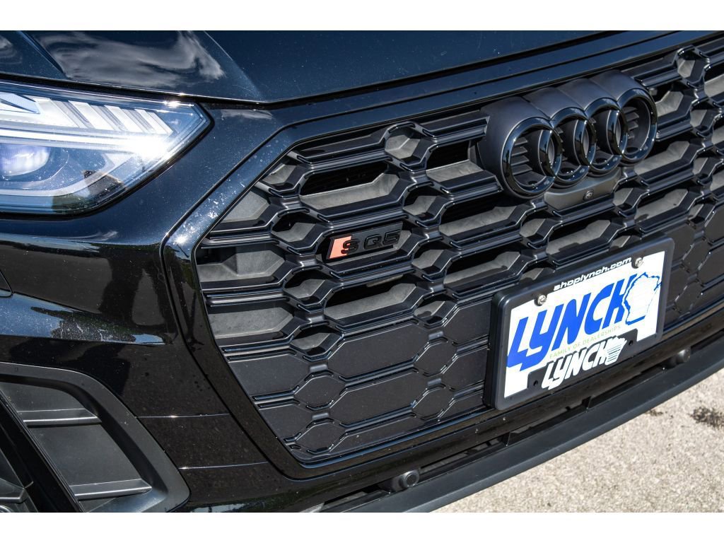 Used 2022 Audi SQ5 Prestige w/ Prestige Package image 7