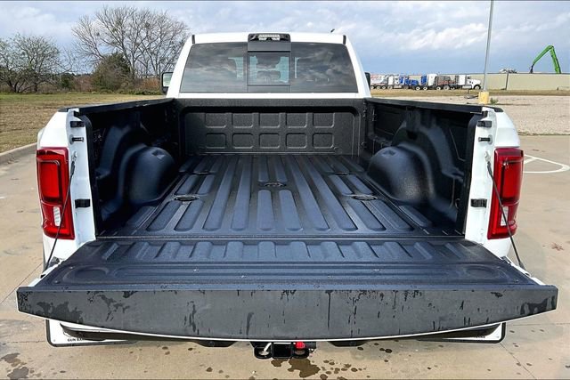 New 2026 RAM 3500 Laramie w/ Max Tow Package image 21