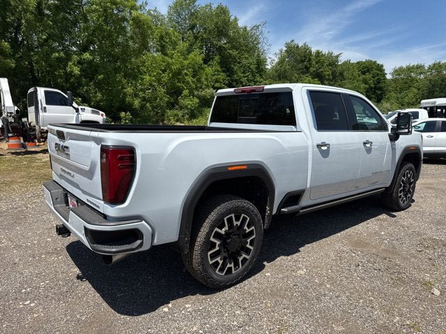 New 2026 GMC Sierra 2500 Denali Ultimate AWD/4WD image 7