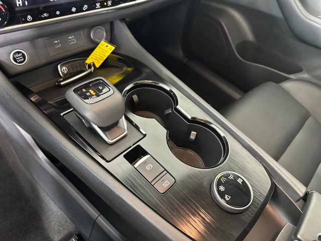 Used 2023 Nissan Rogue SV w/ SV Premium Package image 20