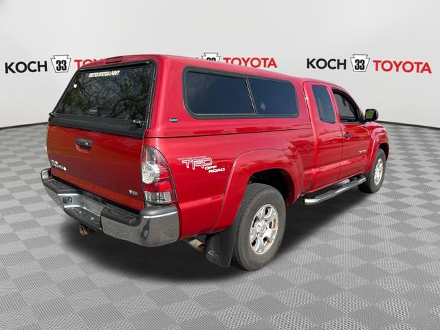 Used 2011 Toyota Tacoma 4x4 Access Cab V6 w/ TRD Off-Road Pkg image 8