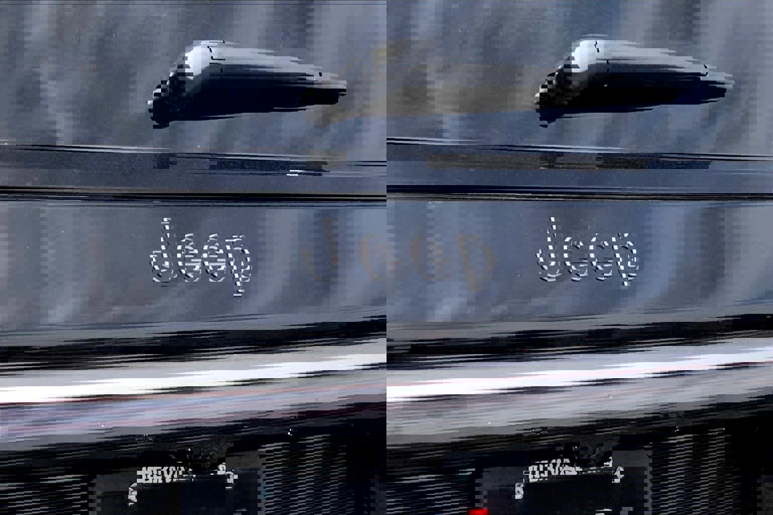 New 2026 Jeep Grand Wagoneer L 4WD image 14