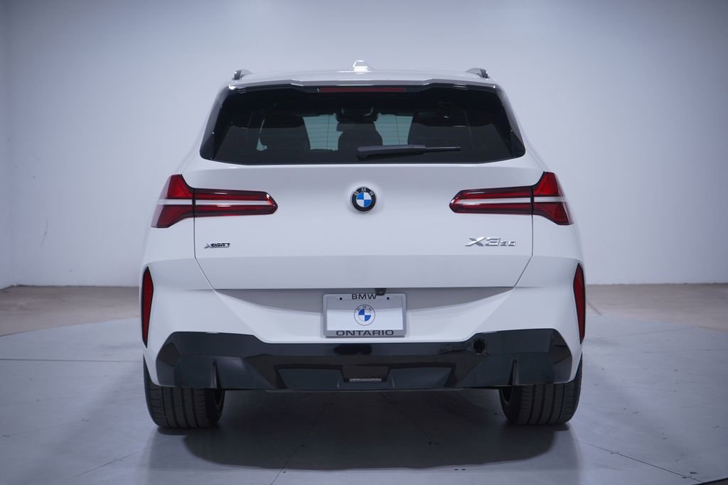 Used 2025 BMW X3 xDrive30i w/ M Sport Package image 5